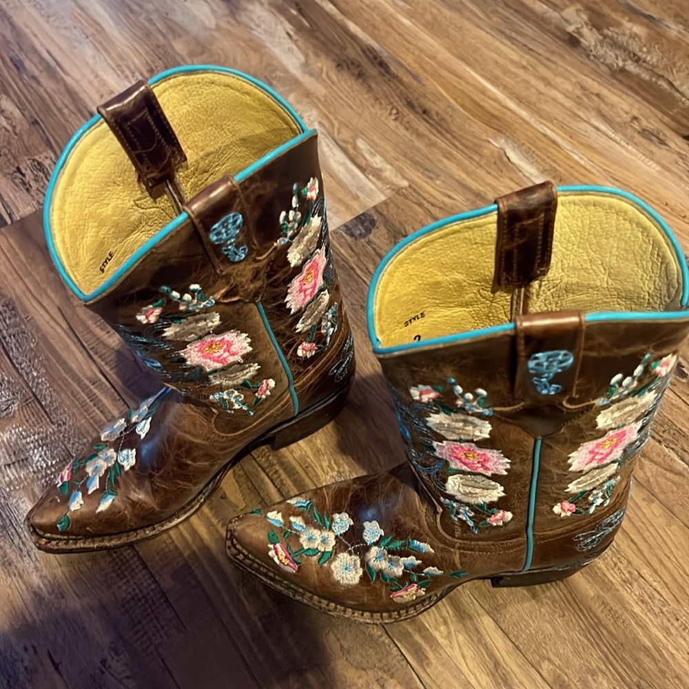 Macie Bean Girl’s Boots - Size 2